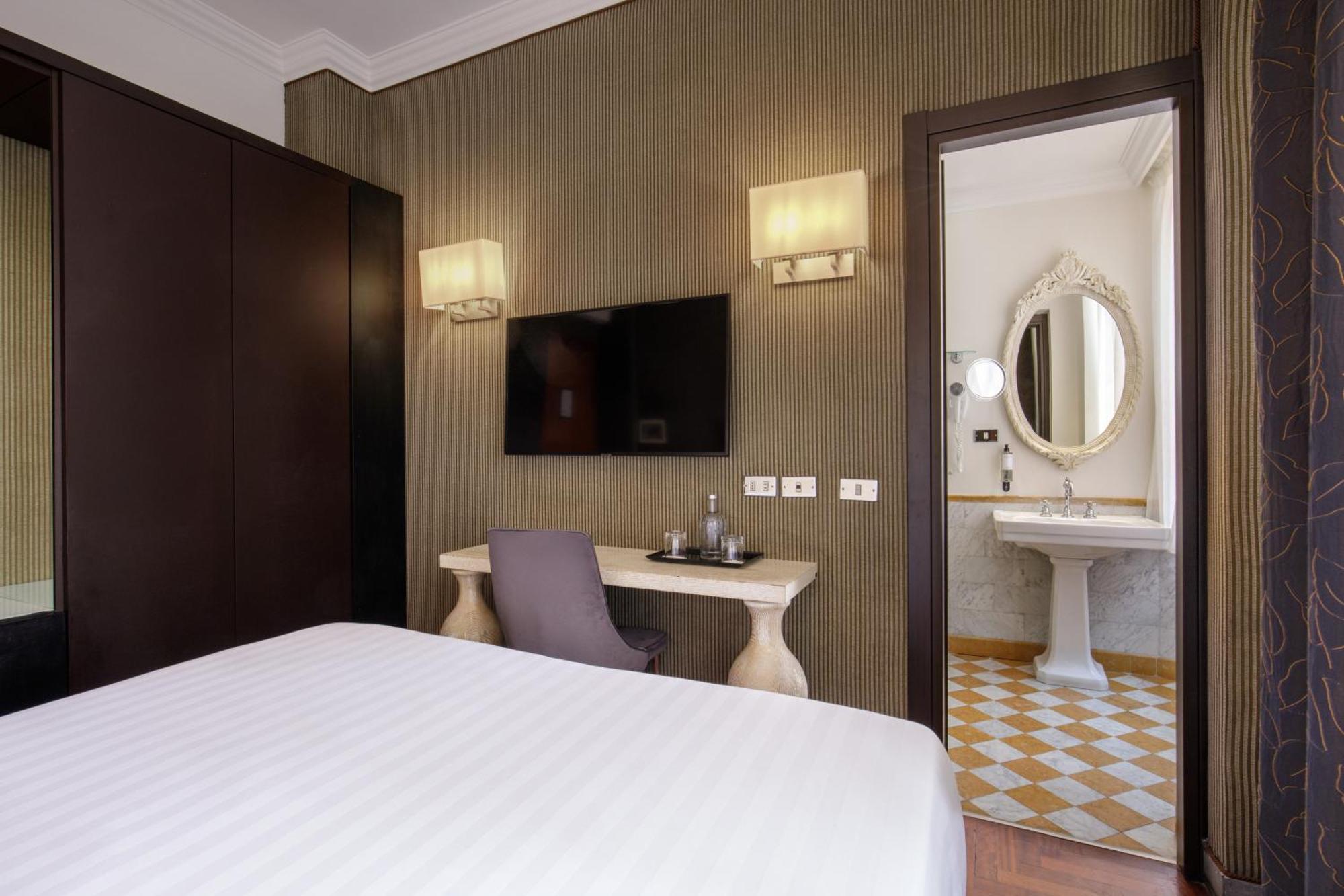 Hotel Royal Court Рим Экстерьер фото